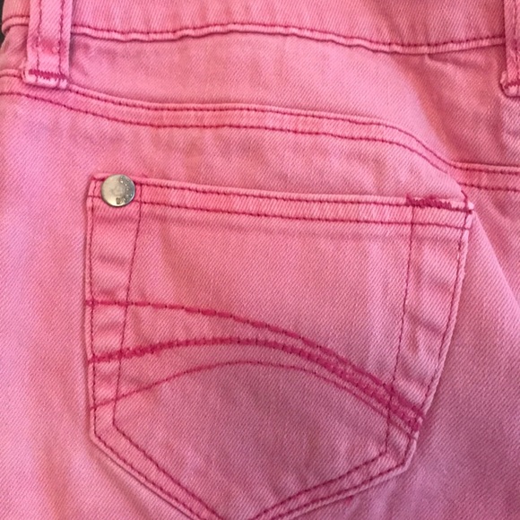 Pink shorts - Picture 6 of 6